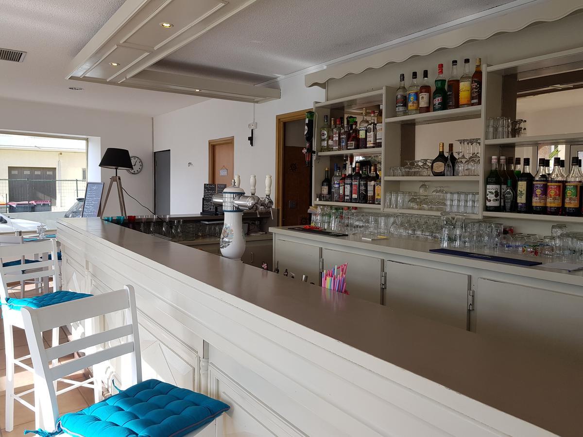 Hotel La Fregate Canet-en-Roussillon Buitenkant foto